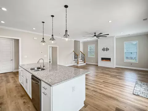 Living - 837 Commanders Island Rd, Georgetown, SC 29440 photo 1 of 6