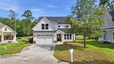 2012 Spring Valley Ct, Loris, SC 29569