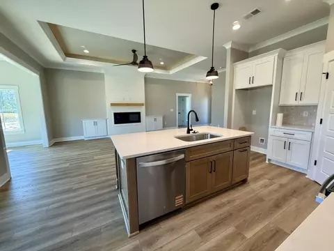 Kitchen - 5653 Highway 668, Conway, SC 29526 photo 2 of 2