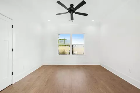 Bedroom - 3420 Sam Graham Rd, Loris, SC 29569 photo 4 of 8