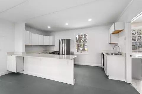 Kitchen - 203 River St, Georgetown, SC 29440 photo 4 of 5