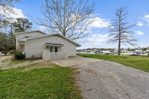 Exterior - 203 River St, Georgetown, SC 29440 photo 5 of 5