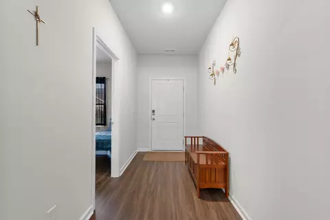 Entry Way - 152 Wagner Cir, Conway, SC 29526 photo 2 of 4