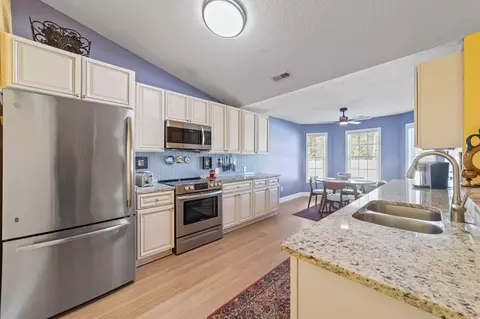 Kitchen - 1508 Odiham Pl, Conway, SC 29526 photo 3 of 4