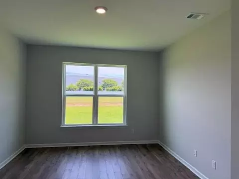 Living - 120 Buckingham Dr, Conway, SC 29526 photo 4 of 4