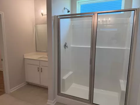 Bath - 120 Buckingham Dr, Conway, SC 29526 photo 3 of 4