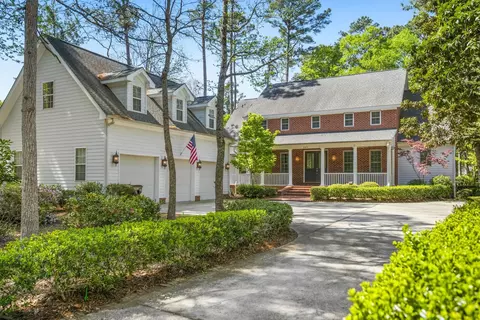 549 Old Augusta Dr, Pawleys Island, SC 29585