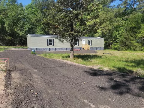 121 Oak Log Lake Rd, Conway, SC 29526