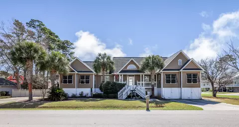 815 S Willow Dr, Surfside Beach, SC 29575