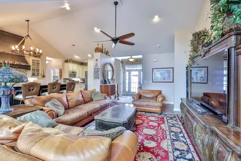 Living - 815 S Willow Dr, Surfside Beach, SC 29575 photo 3 of 4
