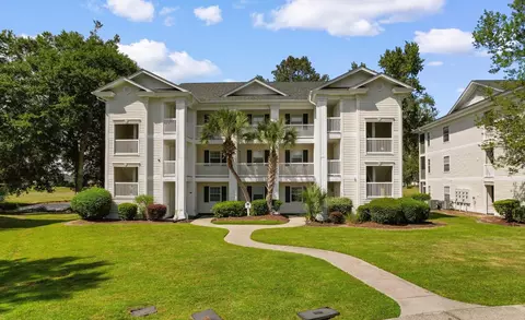 533 White River Dr #18D, Myrtle Beach, SC 29579