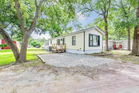 582 Mimosa Dr, Murrells Inlet, SC 29576