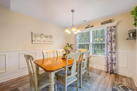 Dining - 524 Shea Loop, Myrtle Beach, SC 29588 photo 3 of 3