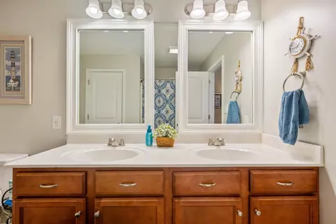 Bath - 524 Shea Loop, Myrtle Beach, SC 29588 photo 2 of 3