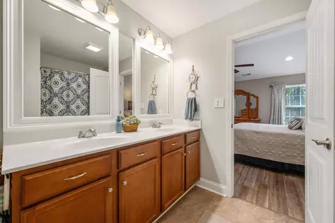 Bath - 524 Shea Loop, Myrtle Beach, SC 29588 photo 3 of 3
