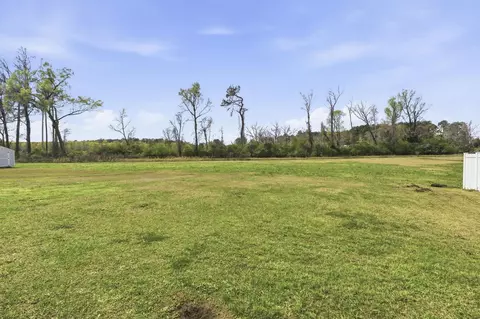 Exterior - 464 Honeyhill Loop, Conway, SC 29526 photo 6 of 7
