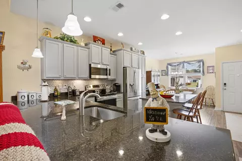 Kitchen - 188 Machrie Loop #A, Myrtle Beach, SC 29588 photo 8 of 10