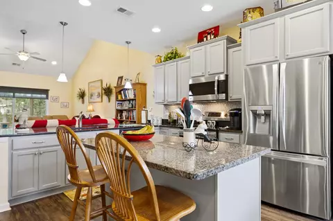Kitchen - 188 Machrie Loop #A, Myrtle Beach, SC 29588 photo 9 of 10