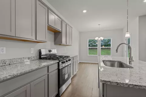 Kitchen - 2915 Spain Ln, Conway, SC 29527 photo 4 of 4