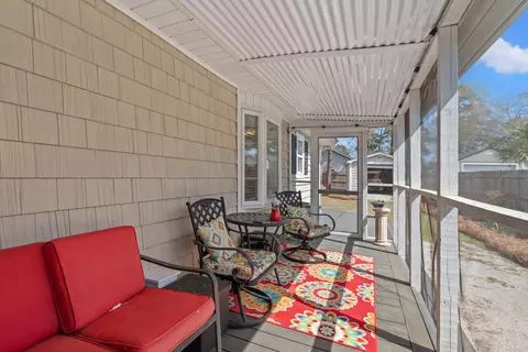 Exterior - 724 5th Ave S, Surfside Beach, SC 29575 photo 4 of 6
