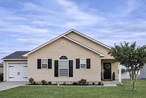 232 Oak Lea Dr, Conway, SC 29526
