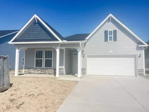 1132 NW Forest Bend Dr, Calabash, NC 28467