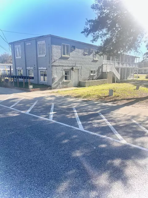 603 30th Ave S, Atlantic Beach, SC 29582