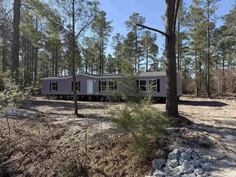 265 Apple Valley Rd, Loris, SC 29569