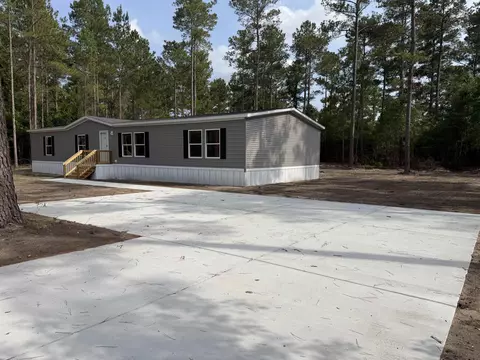 265 Apple Valley Rd, Loris, SC 29569