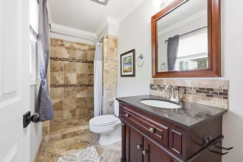 Bath - 418 Sasanqua Dr, Georgetown, SC 29440 photo 1 of 2