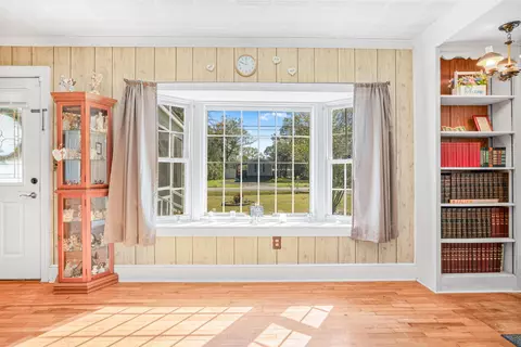 Entry Way - 277 Nushell St, Georgetown, SC 29440 photo 2 of 2