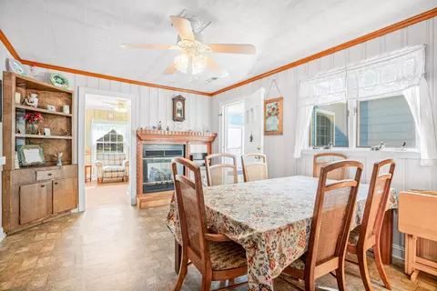 Dining - 277 Nushell St, Georgetown, SC 29440 photo 1 of 3