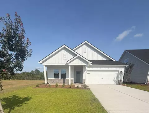 8216 Essence Dr, Longs, SC 29568