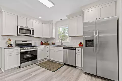 Kitchen - 83 Pond St, Georgetown, SC 29440 photo 1 of 1