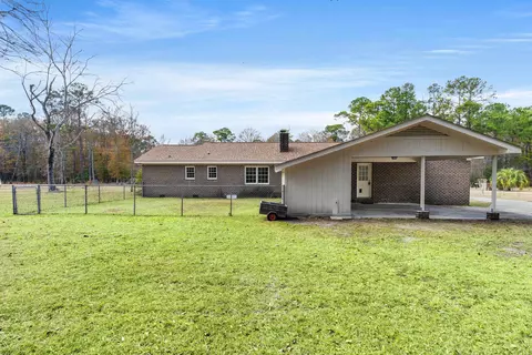 Exterior - 83 Pond St, Georgetown, SC 29440 photo 4 of 4