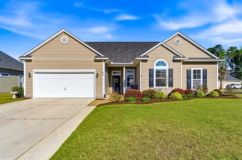 71 Willowbend Dr, Murrells Inlet, SC 29576
