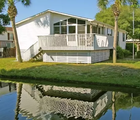 1693 Mason Cir, Surfside Beach, SC 29575
