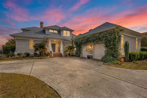 7906 Beach Dr, Myrtle Beach, SC 29572