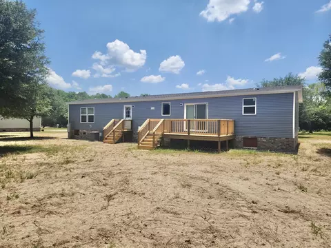 2002 Warrens Loop, Marion, SC 29571 photo 3