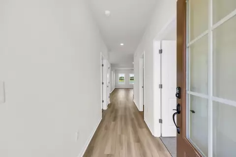 Entry Way - 174 Westfield Cir, Conway, SC 29526 photo 2 of 4