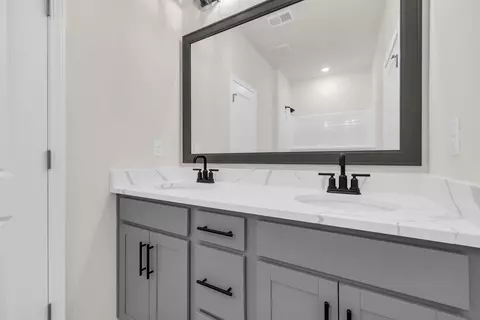 Bath - 174 Westfield Cir, Conway, SC 29526 photo 4 of 4