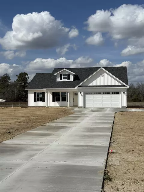 3793 Valley Forge Rd, Aynor, SC 29511