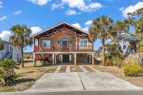 664 S Dogwood Dr, Murrells Inlet, SC 29576
