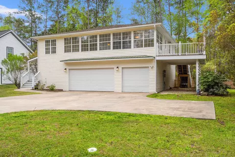 1015 Hagley Dr, Pawleys Island, SC 29585