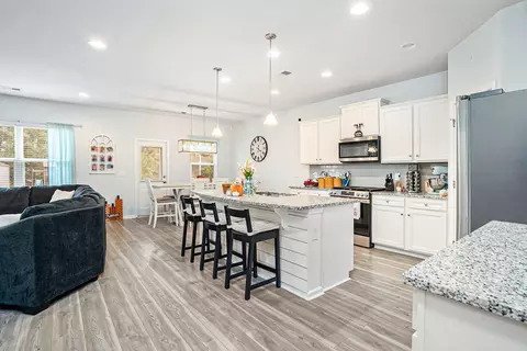 Kitchen - 593 Heritage Downs Dr, Conway, SC 29526 photo 2 of 3
