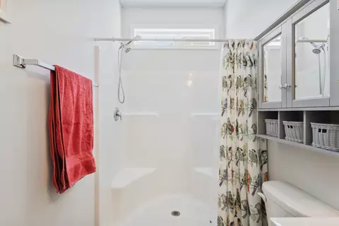 Bath - 305 Rycola Cir, Surfside Beach, SC 29575 photo 2 of 4