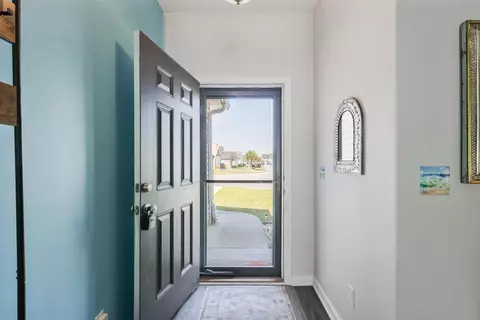Entry Way - 305 Rycola Cir, Surfside Beach, SC 29575 photo 2 of 3