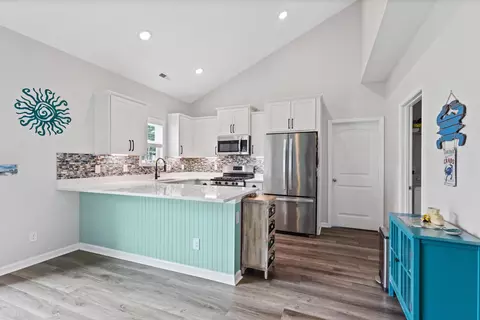Kitchen - 305 Rycola Cir, Surfside Beach, SC 29575 photo 3 of 6