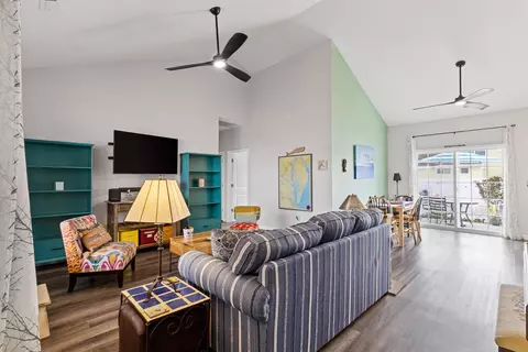 Living - 305 Rycola Cir, Surfside Beach, SC 29575 photo 3 of 4