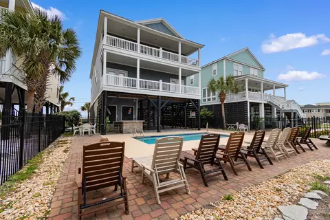 419 N Waccamaw Dr, Murrells Inlet, SC 29576